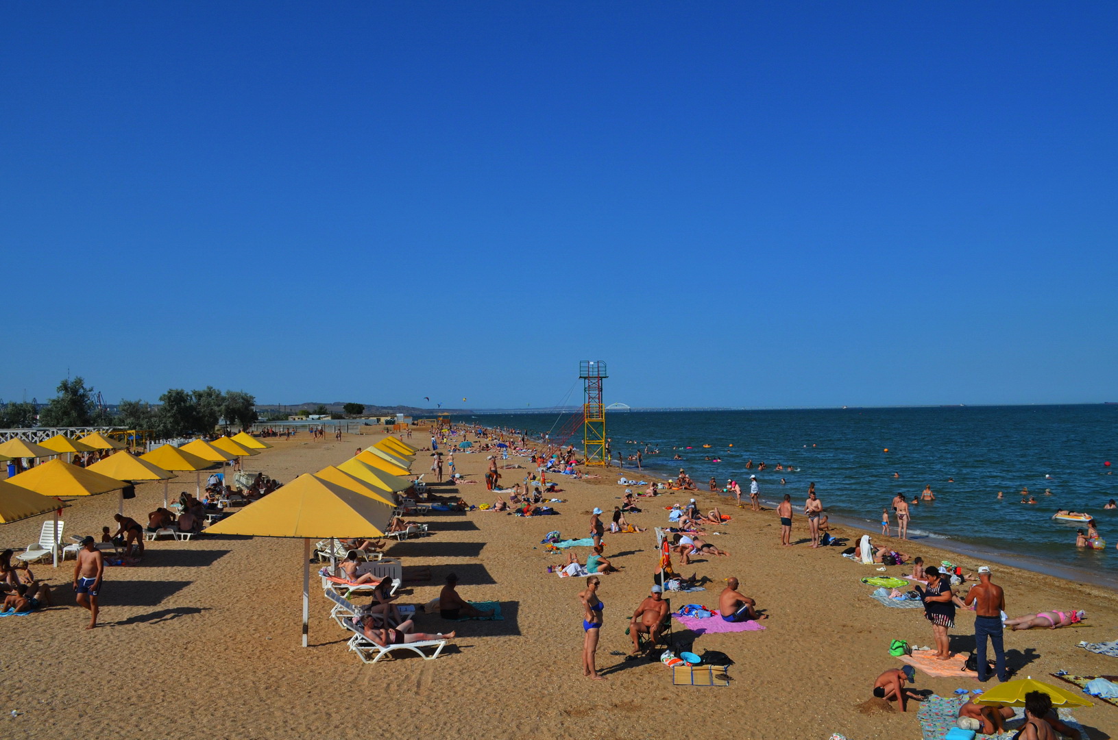 Kerch beach summe July 0204