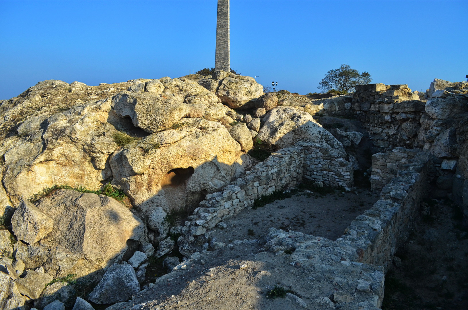 excavation of panticapaeum 19