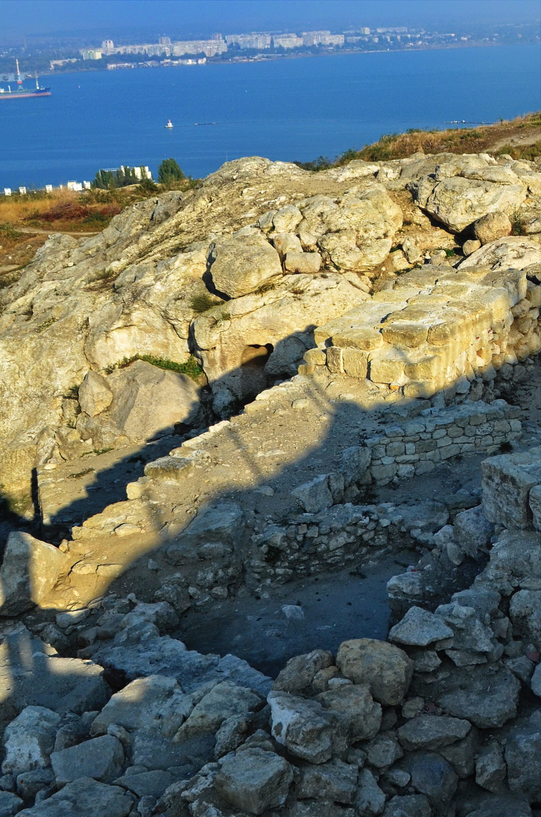 excavation of panticapaeum 40