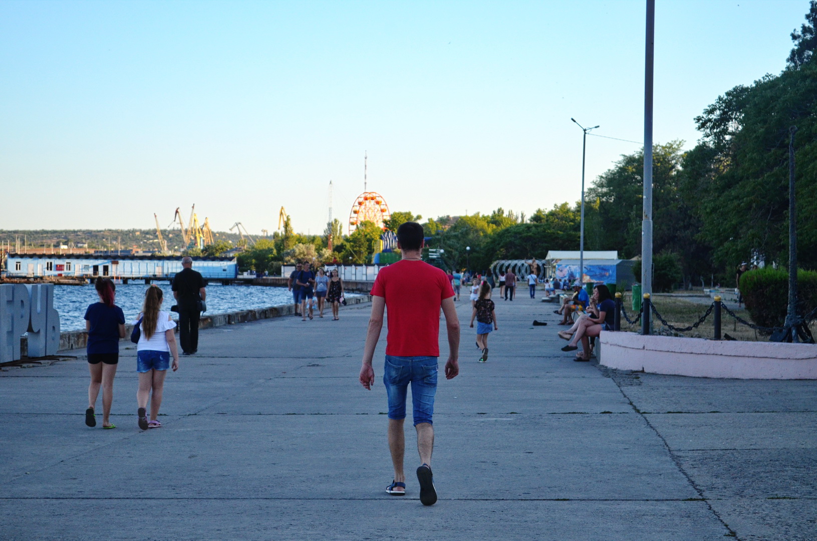 kerch primorsky boulevard 25 06 2020 3