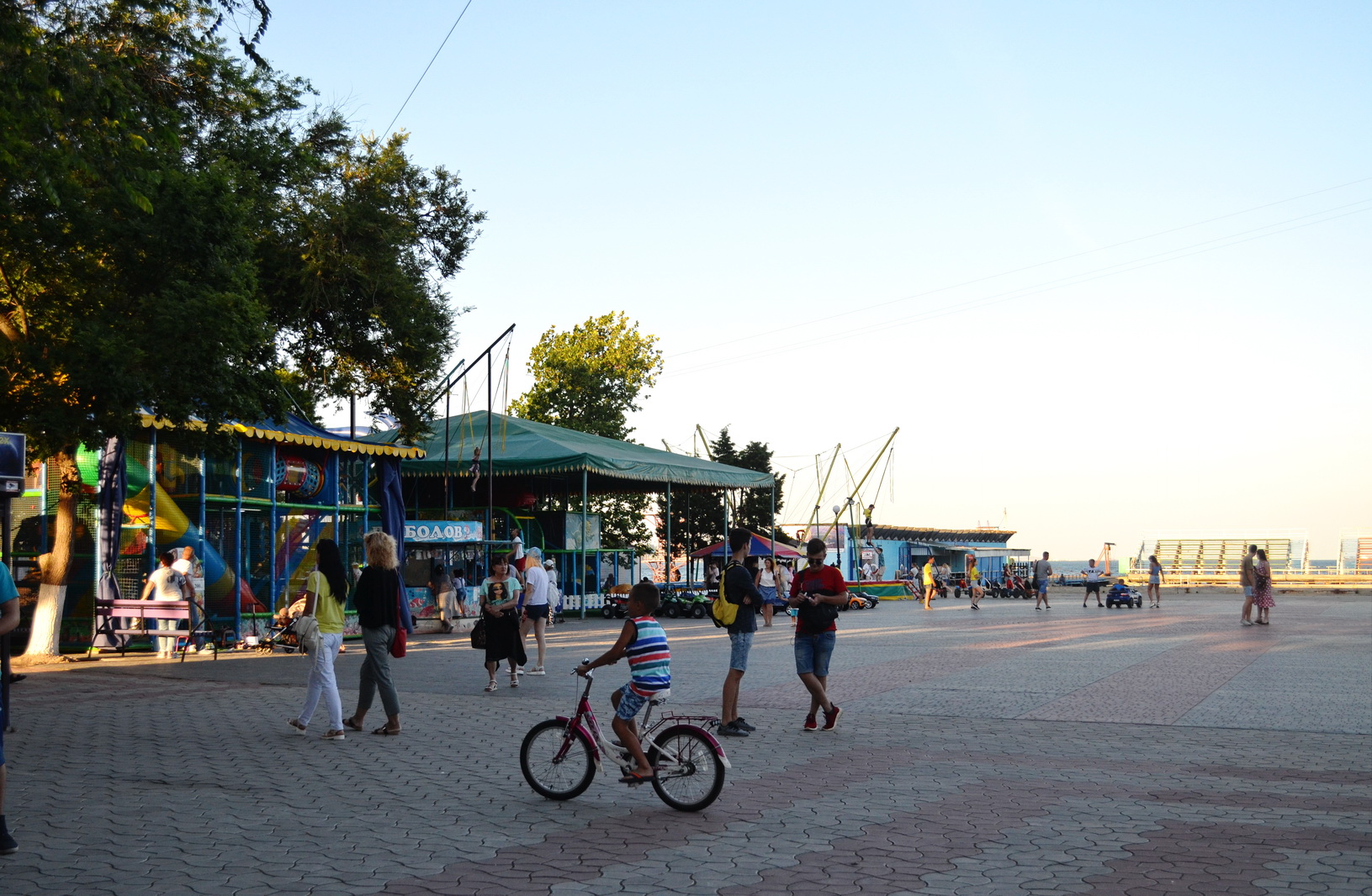 kerch primorsky boulevard 25 06 2020 5