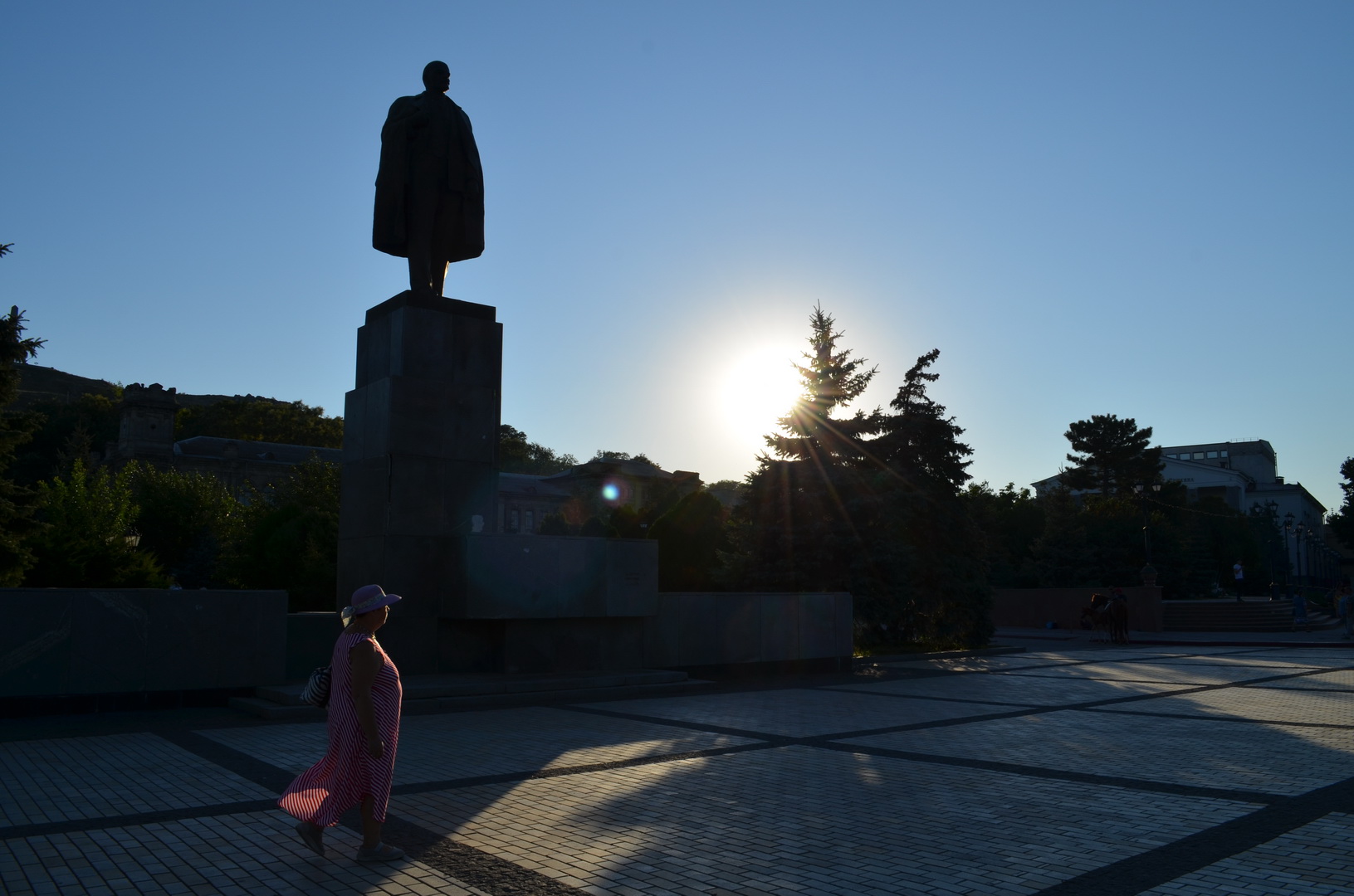 lenin square 2